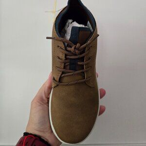 BRAND NEW Boys (size 3) Sperry Coastal Break Chukka Boot